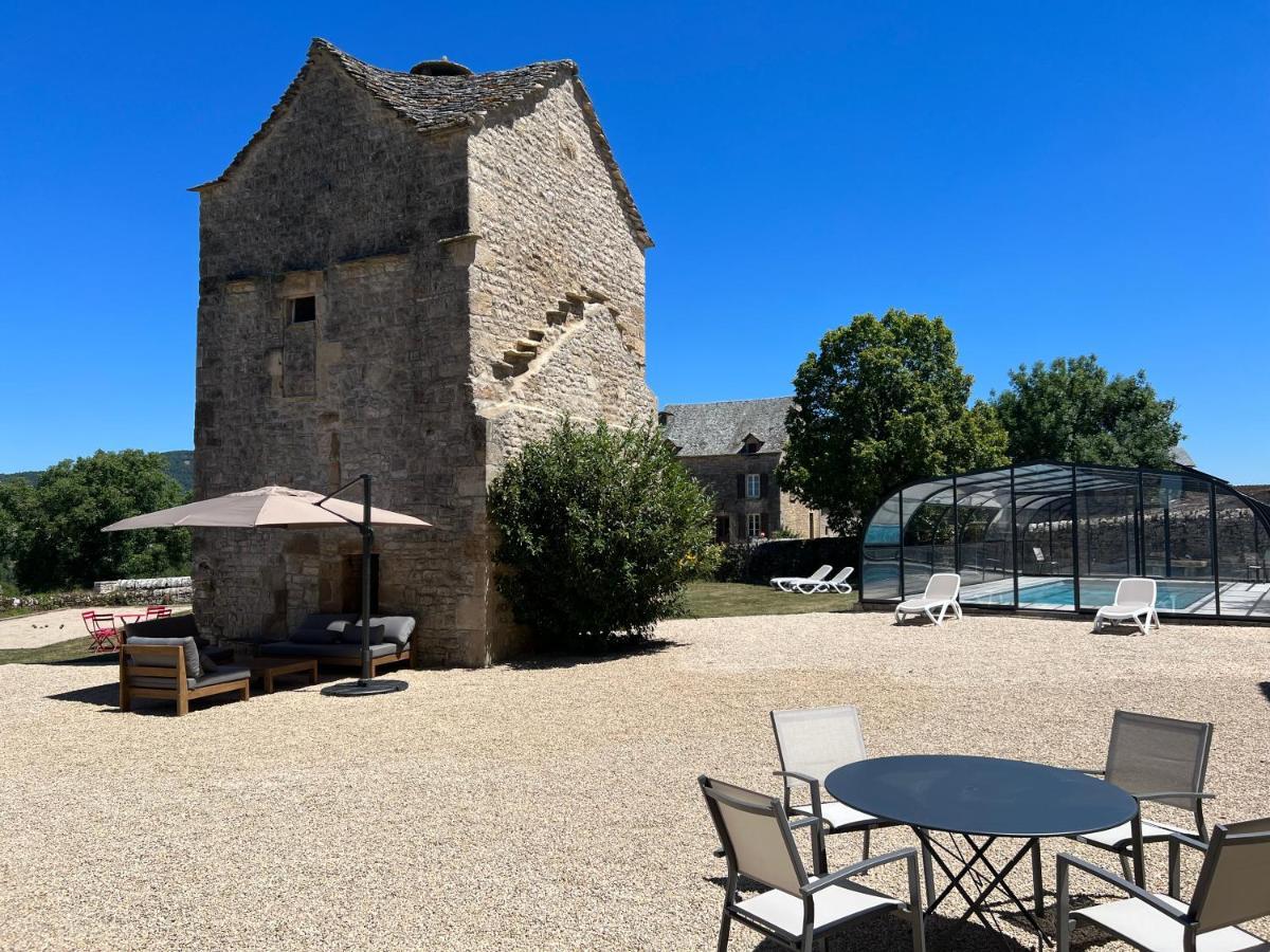 Les Distinguees - Manoir De Bessodes Bed & Breakfast Recoules-Previnquieres Exterior photo